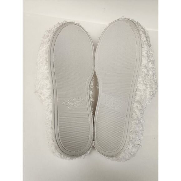 Resorts ULTRA PLUSH SPA/HOME SLIPPERS SIZE M(7-8) - Picture 4 of 7